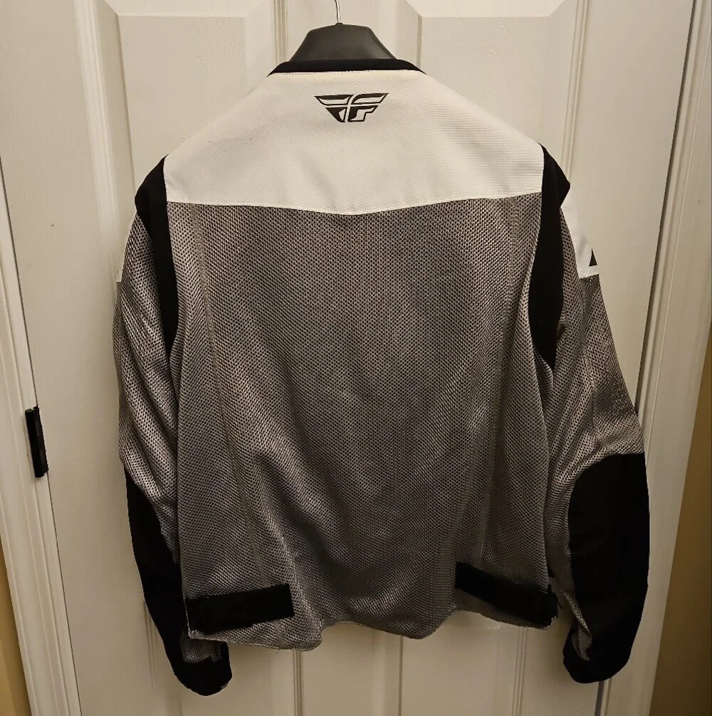 Rev'It! Mesh Motorcycle Jacket | Fly Racing, Lightweight Jacket - Picture 4 of 7